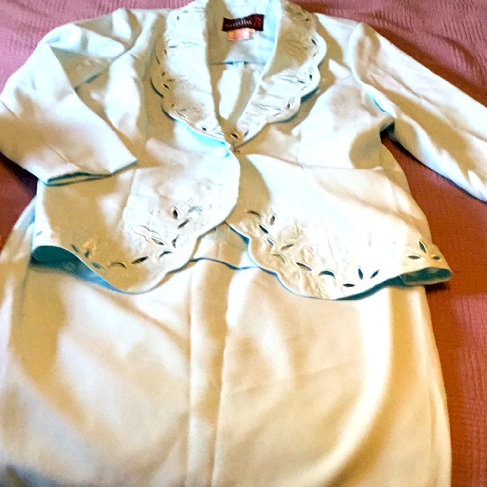 Studio B 2 piece suit